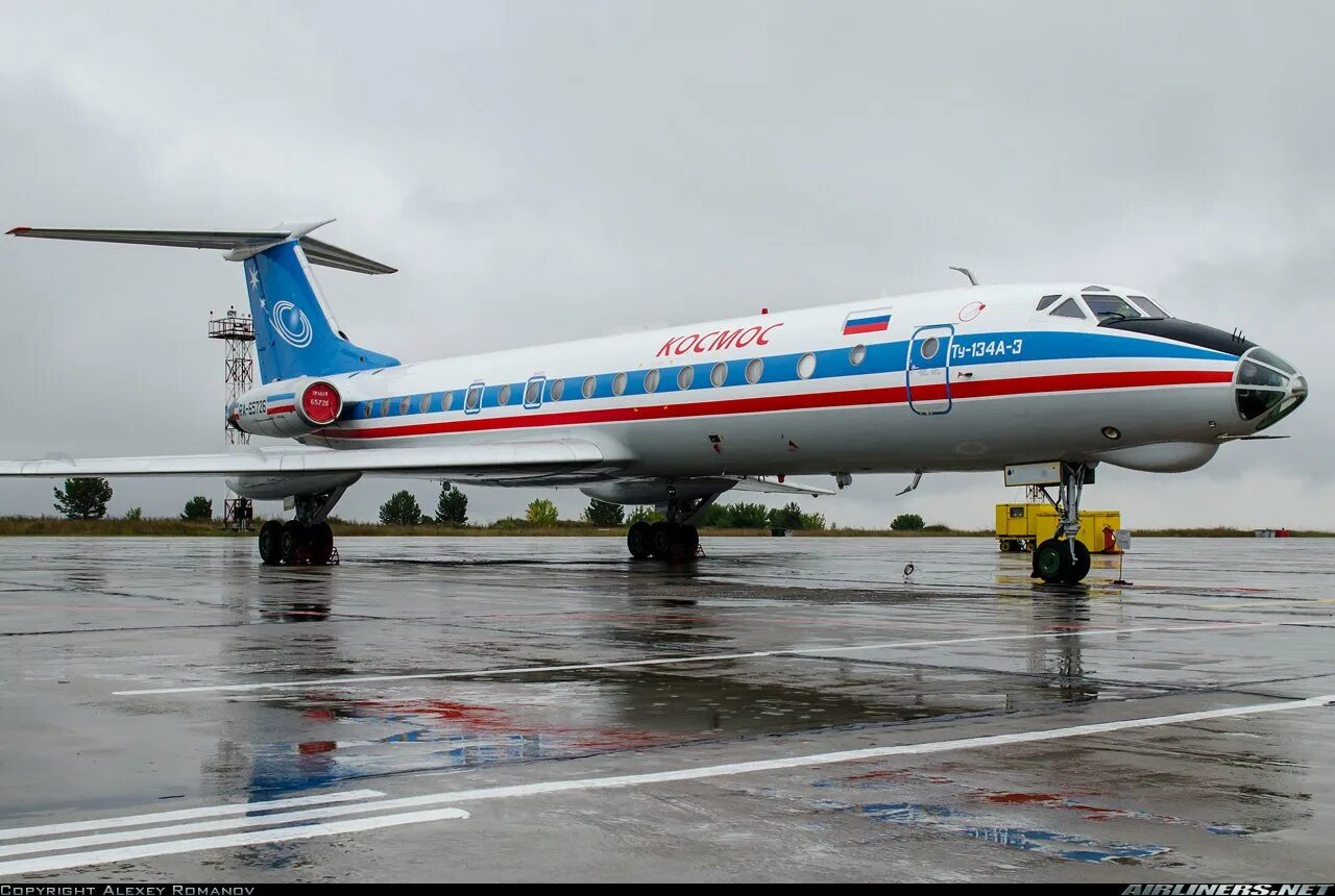 Ту 134 убл. Ту 134 королева сердца. Ту-134 пассажирский самолёт. Ту 134 ex020. Ту 134убл пассажирский самолёт.