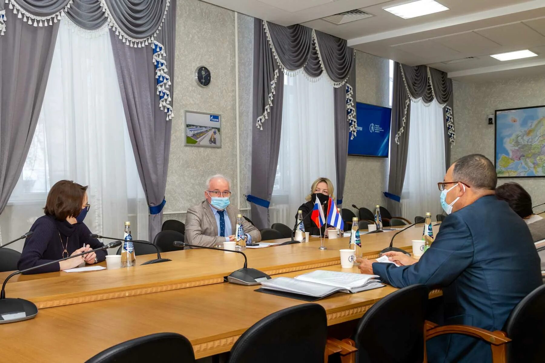 Что такое делегация. Делегация. представитель департамента.