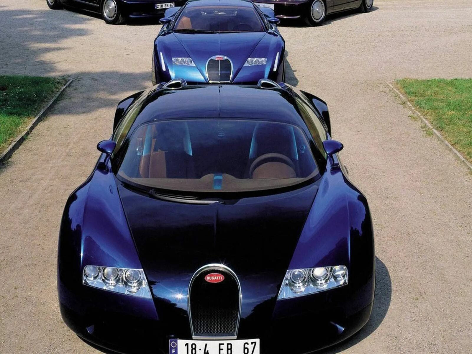 Бугатти Вейрон 2000. Бугатти Вейрон 1999. Bugatti 18
