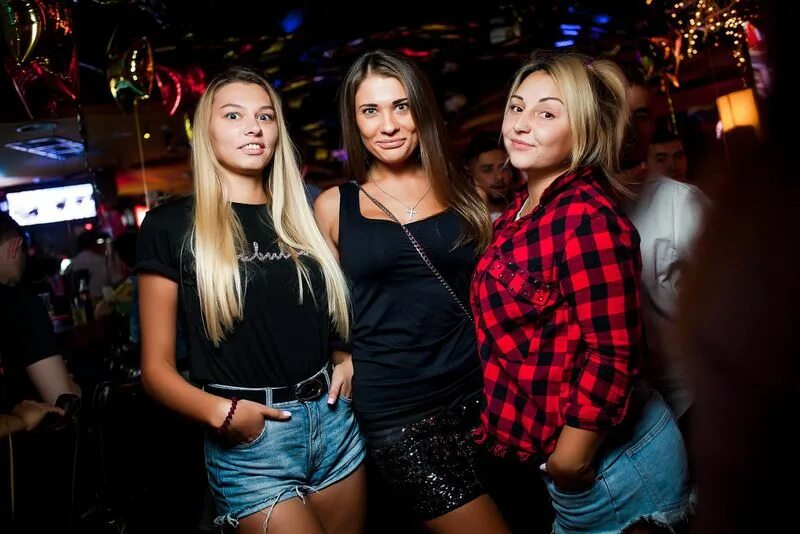 Papas club. Папас Никольская 10. Папас бар на Никольской. Бар Papas Лубянка. Папас бар фотоотчет.