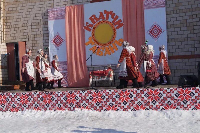 Можга праздник. Сабантуй в удмуртии. Деревня кватчи можгинский район. Можга праздник. День города можга 2023.