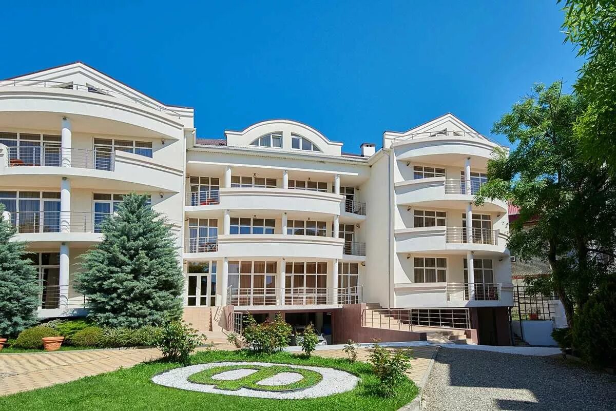 Отели в кабардинке все включено. Кабардинка пансионат петр петрович. Фандорин отель геленджик кабардинка. Фандорин отель кабардинка. Фандорин отель геленджик.