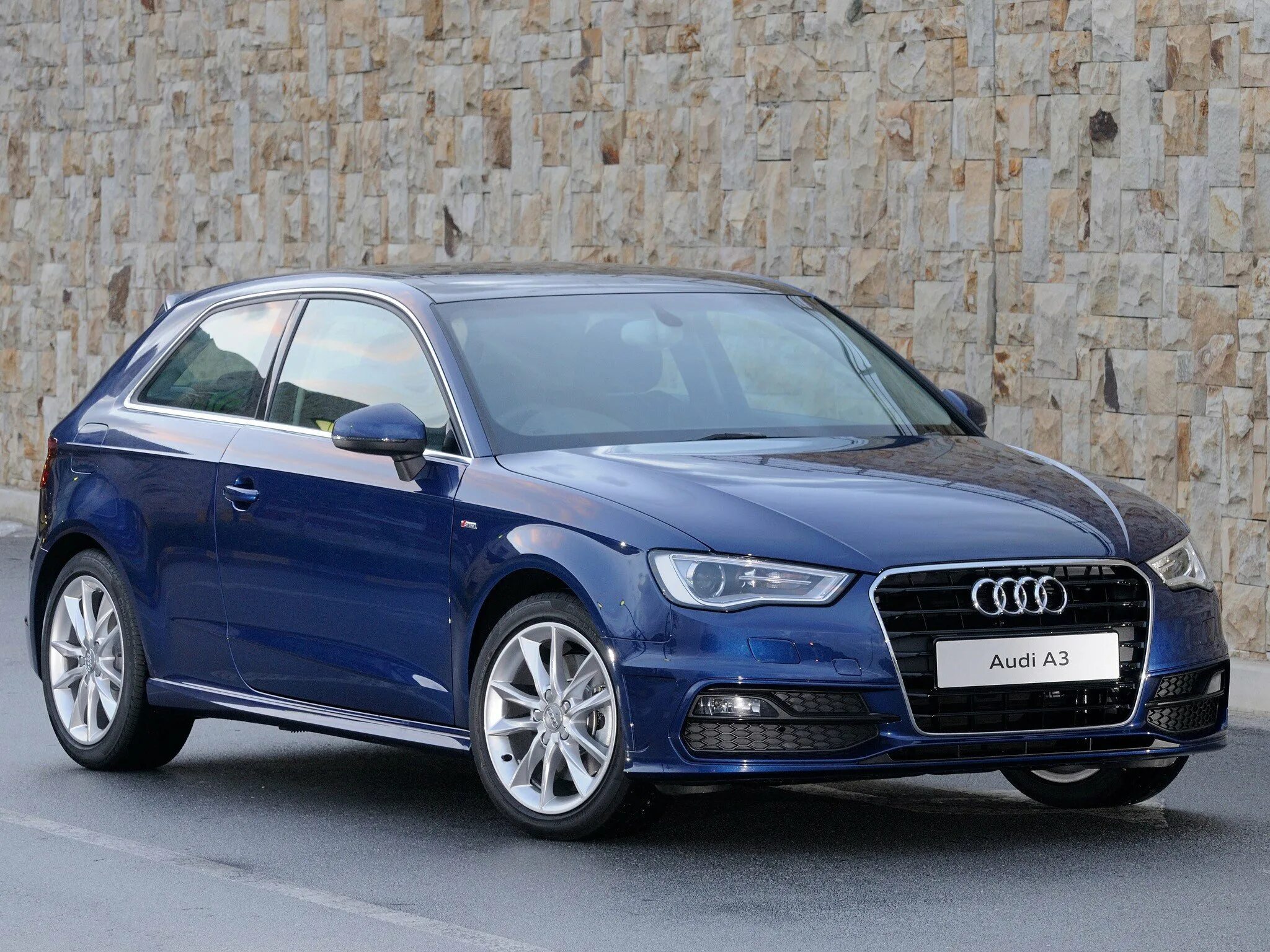 Audi 03. Ауди а3 s line 2012. Audi a3 Hatchback. Audi a3 2012. Audi a3 Hatchback 2012.