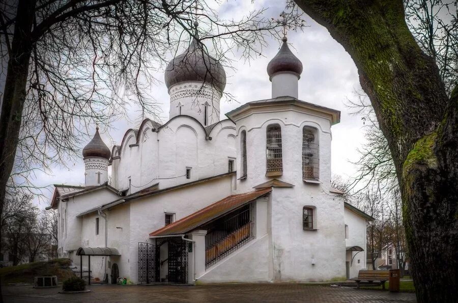 храм святителя василия великого псков. храм василия великого хохряки.