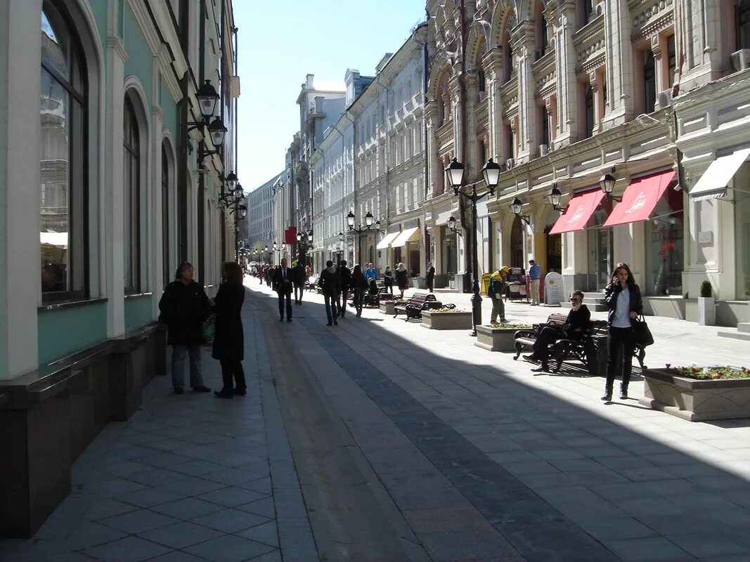 Столешников переулок и Петровка. Москва улица Столешников переулок. Столешников переулок, Петровка, Кузнецкий мост. Столешников улица в Москве.