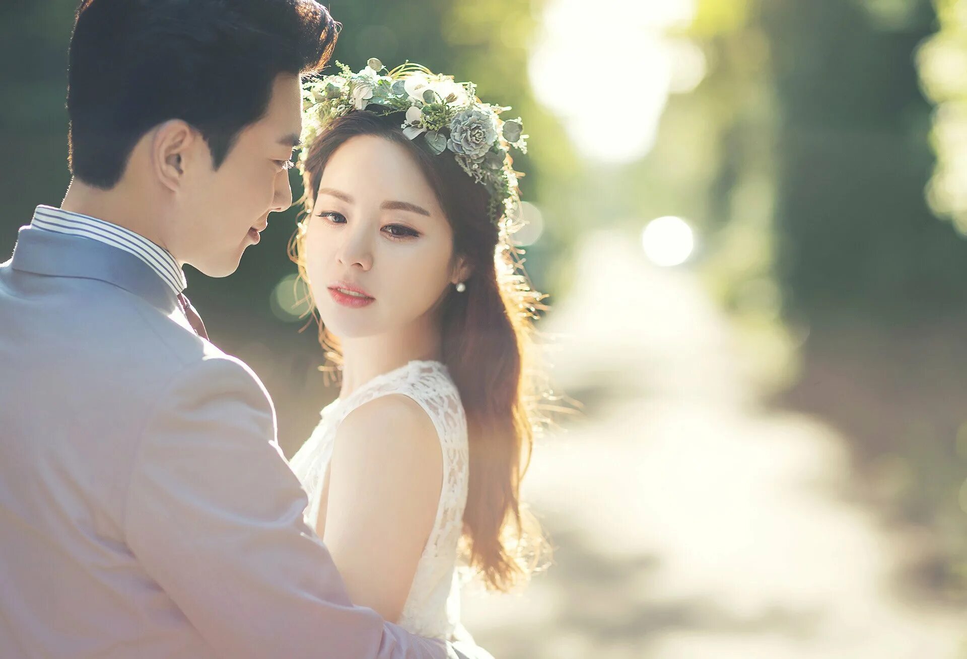 Жених и невеста азиаты. Молодожёны хон чжон хён и юра. Молодожены хон. Хон чжон хён и юра. Молодожёны 4 хон чжон и юра.