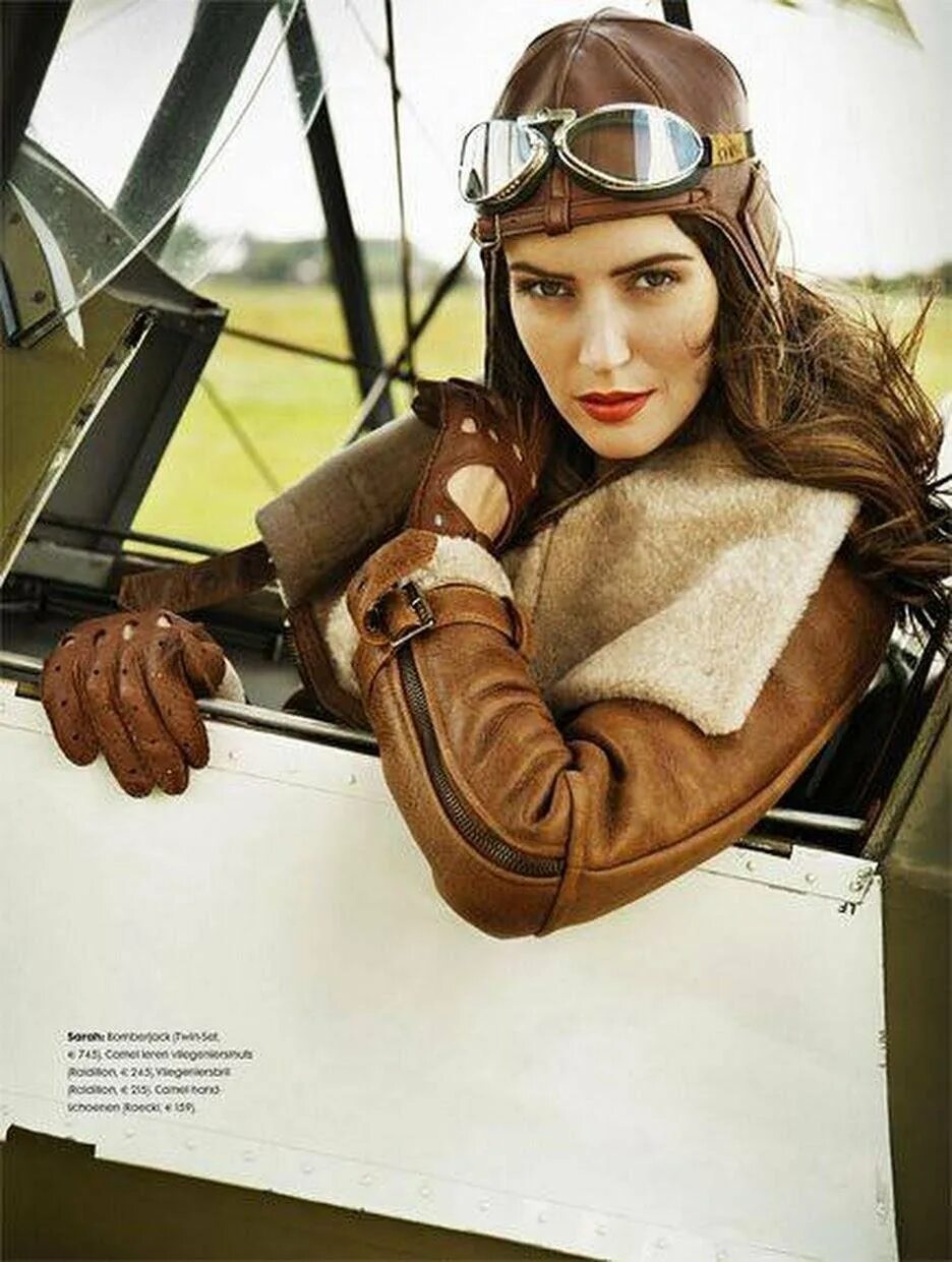 Авиатор играть pin up aviator. Yuliawave Авиатор. Женщина пилот Авиатор. Стиль Авиатор женский образ. Авиатор стиль в одежде.