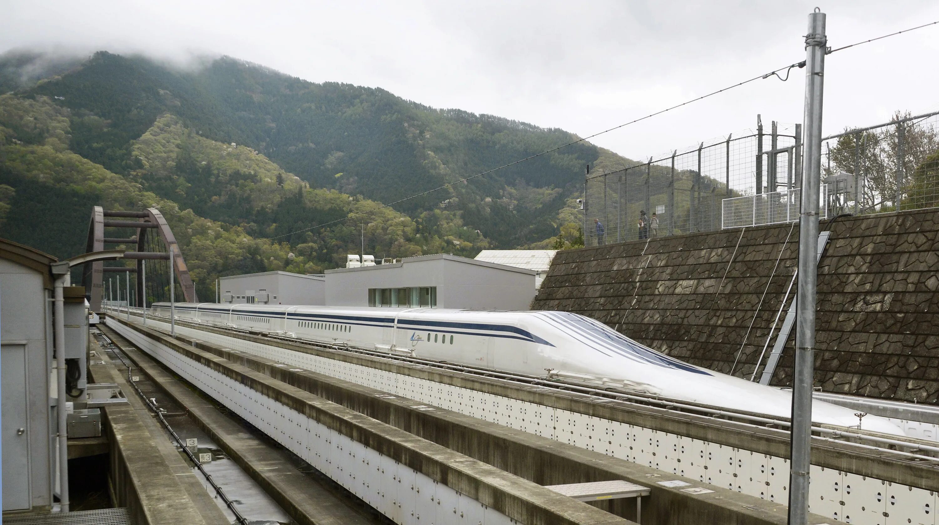 Japan speed. Маглев Япония. Маглев в Южной Корее. Шанхайский Маглев. Маглев l0, Япония 603 км/ч.