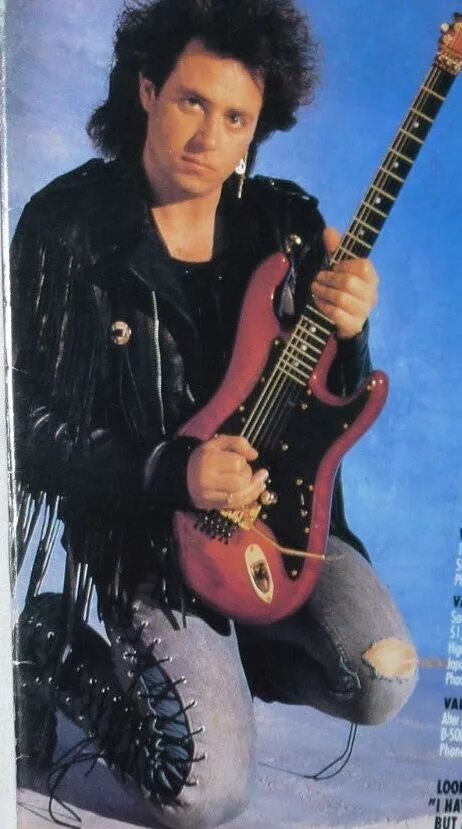 Steve lukather. Steve lukather 1982. steve lukather toto. steve lukather 2025.