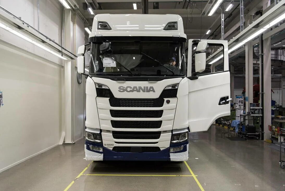 Белая скания. Скания 370s. scania s700. scania 7. scania r440a4x2na.