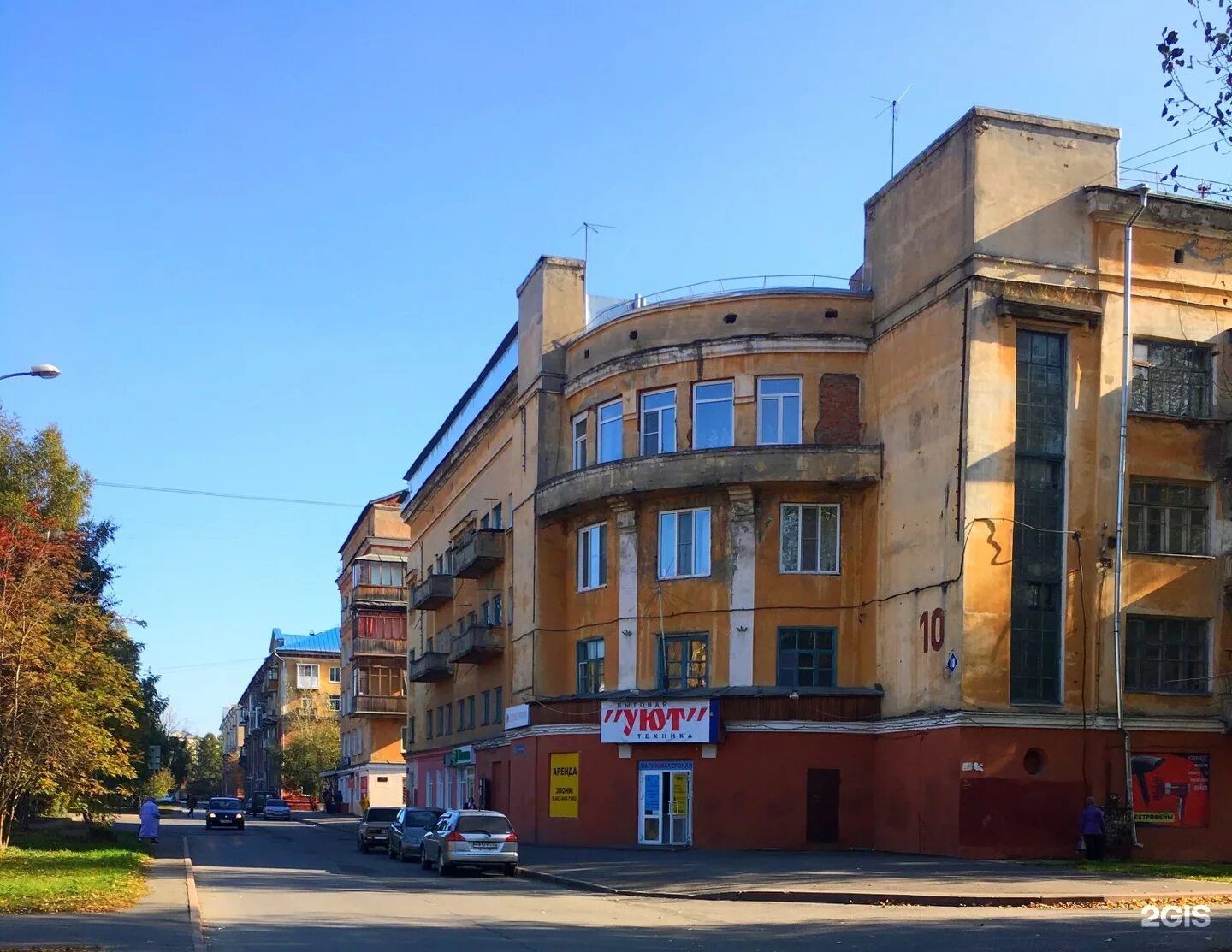 Hanging illumination for millions of rubles earned on Kirov in Kemerovo In the c