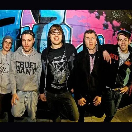 Эдж u2. Orion simprini. U2 рок-группа. Солистка группы экспириенс фото. Певец орион.