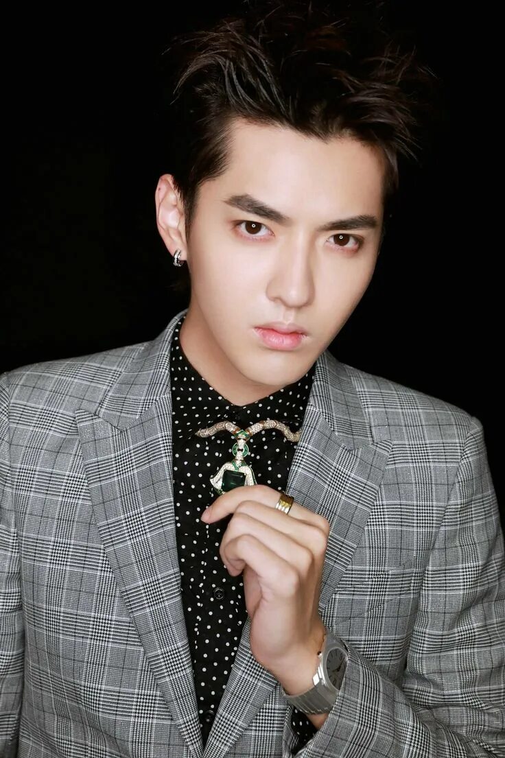 Kris. Kris Wu EXO.