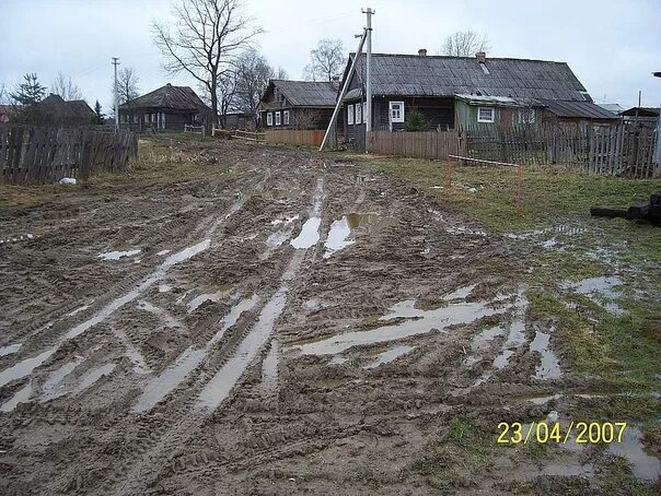 Photos capture the lives of residents of Russia's dying towns northeast of Mosco