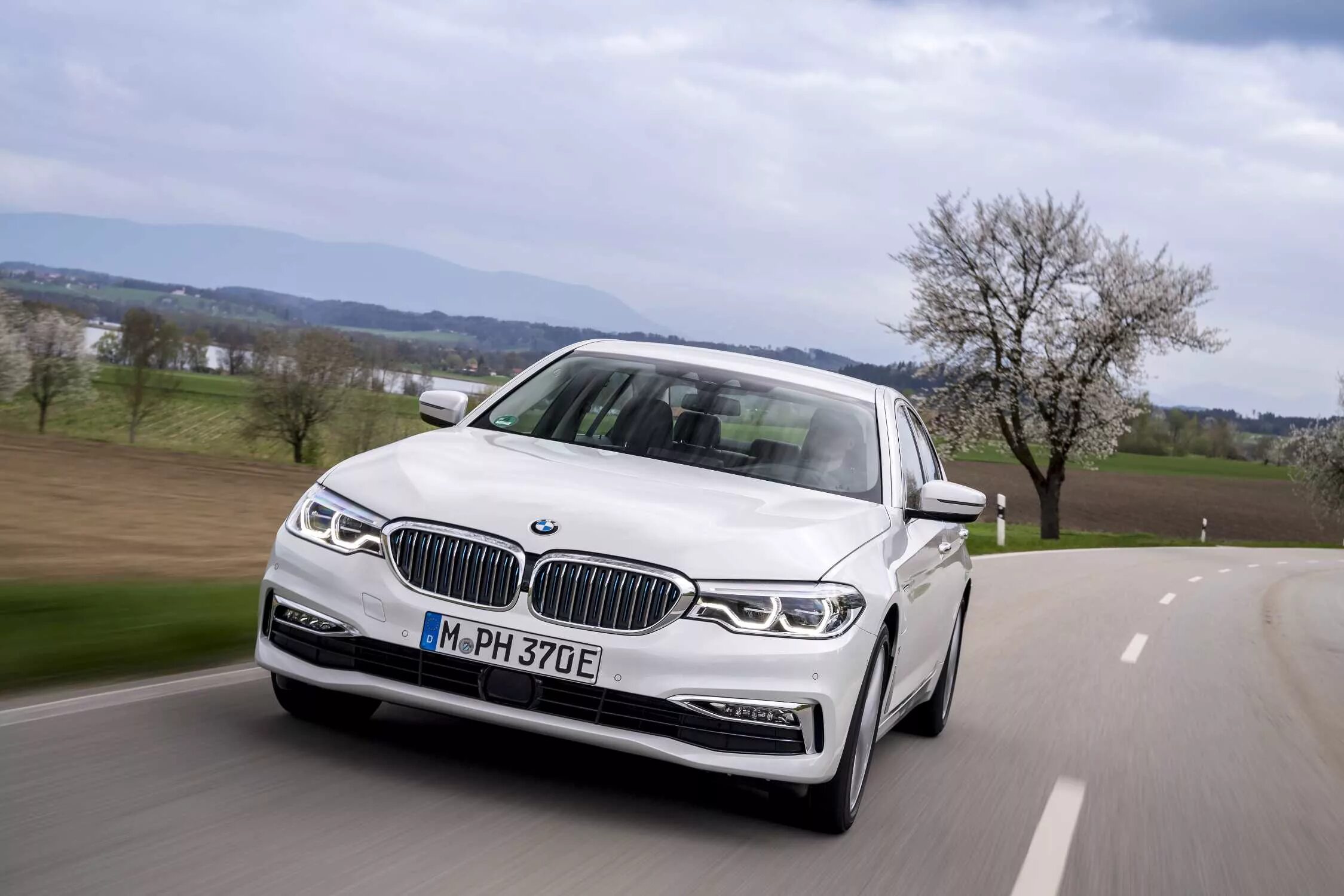 Bmw 5er 530. Bmw 530 е. Bmw 530e g30. Bmw 530e g30. Бмв g30.