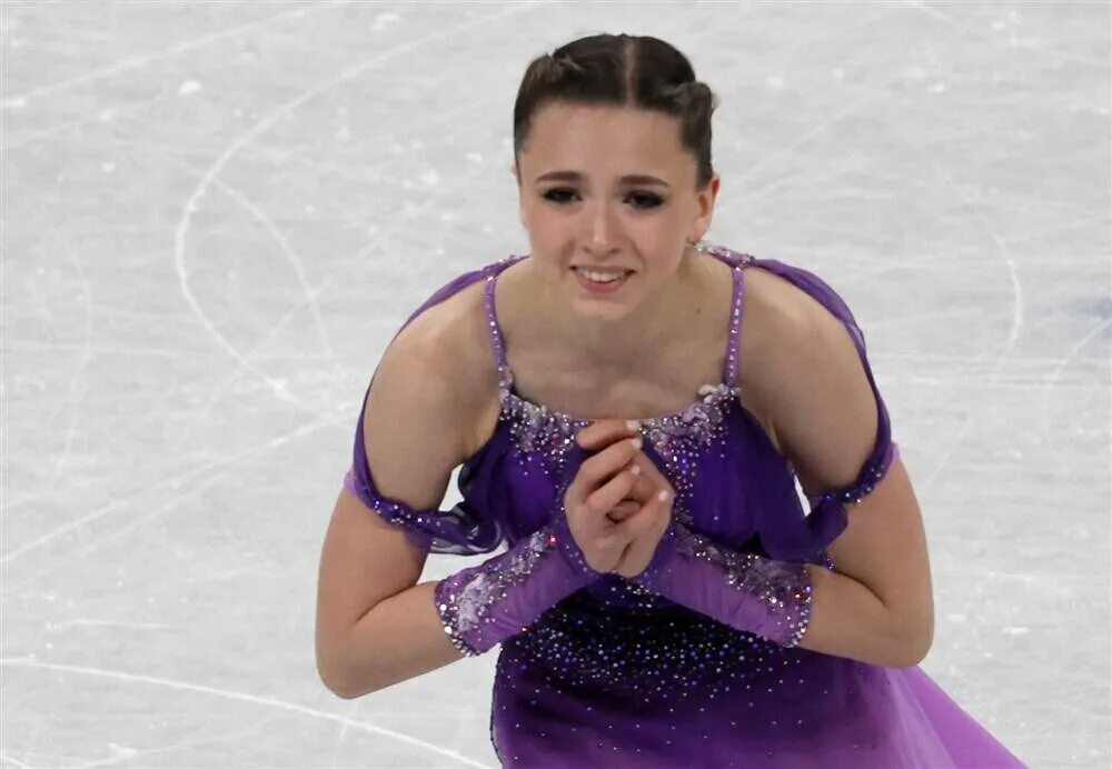 Четверной аксель камила валиева. Фигурное катание валиева. Валиева снято. Четверной аксель камила валиева. Камила валиева фигуристка 2021.