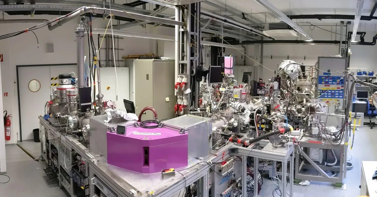 Оборудование нанотехнологии. Лаборатория нанотехнологий. Нанотехнологии производство. Оборудование для микроэлектроники.
