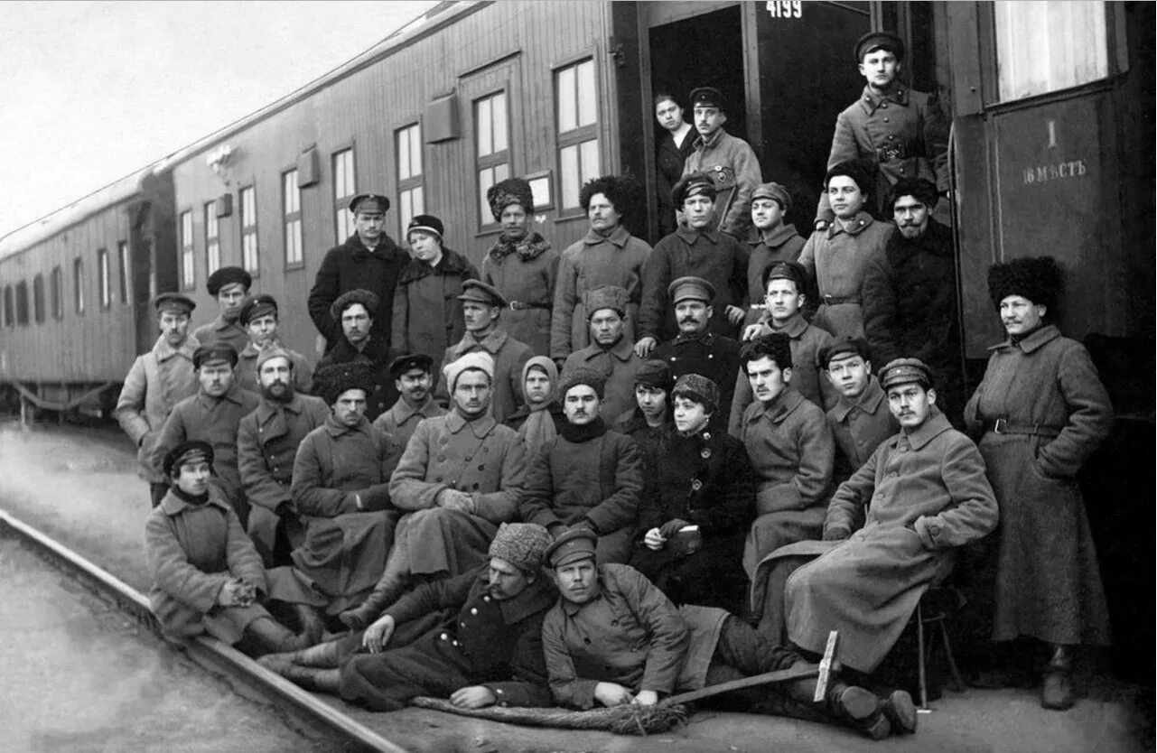 В мае 1918 г. Конец гражданской войны в россии 1917-1922. - гражданская война в россии. Гражданская война в россии. Генерал м.