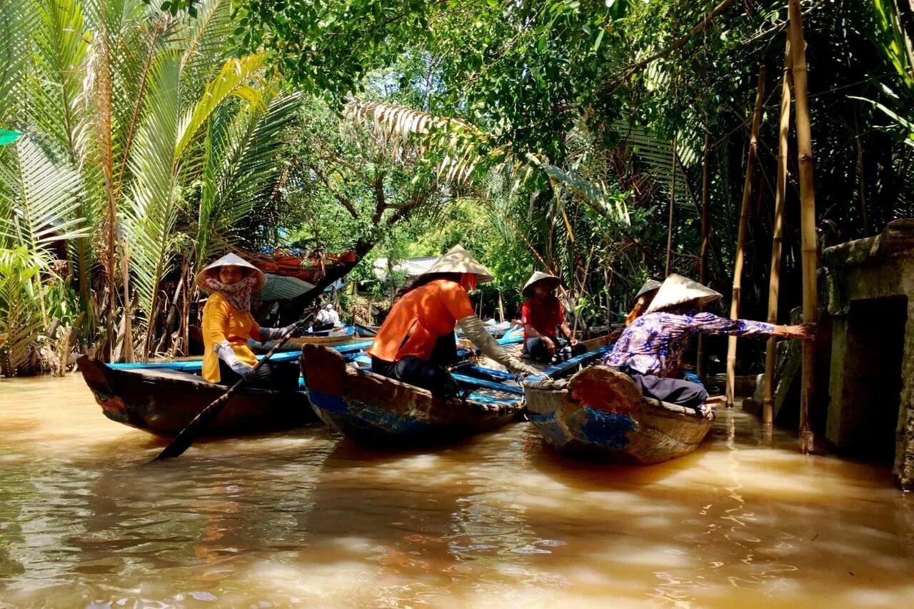 Почему реку меконг. Дельта реки Меконг. Река Меконг Вьетнам. Камбоджа река Меконг. Лагуна Дельта Меконга Вьетнам.