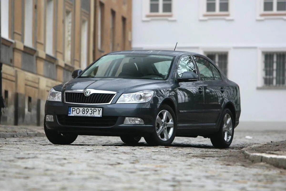 Купить октавию 2013. Skoda Octavia 2004-2012.