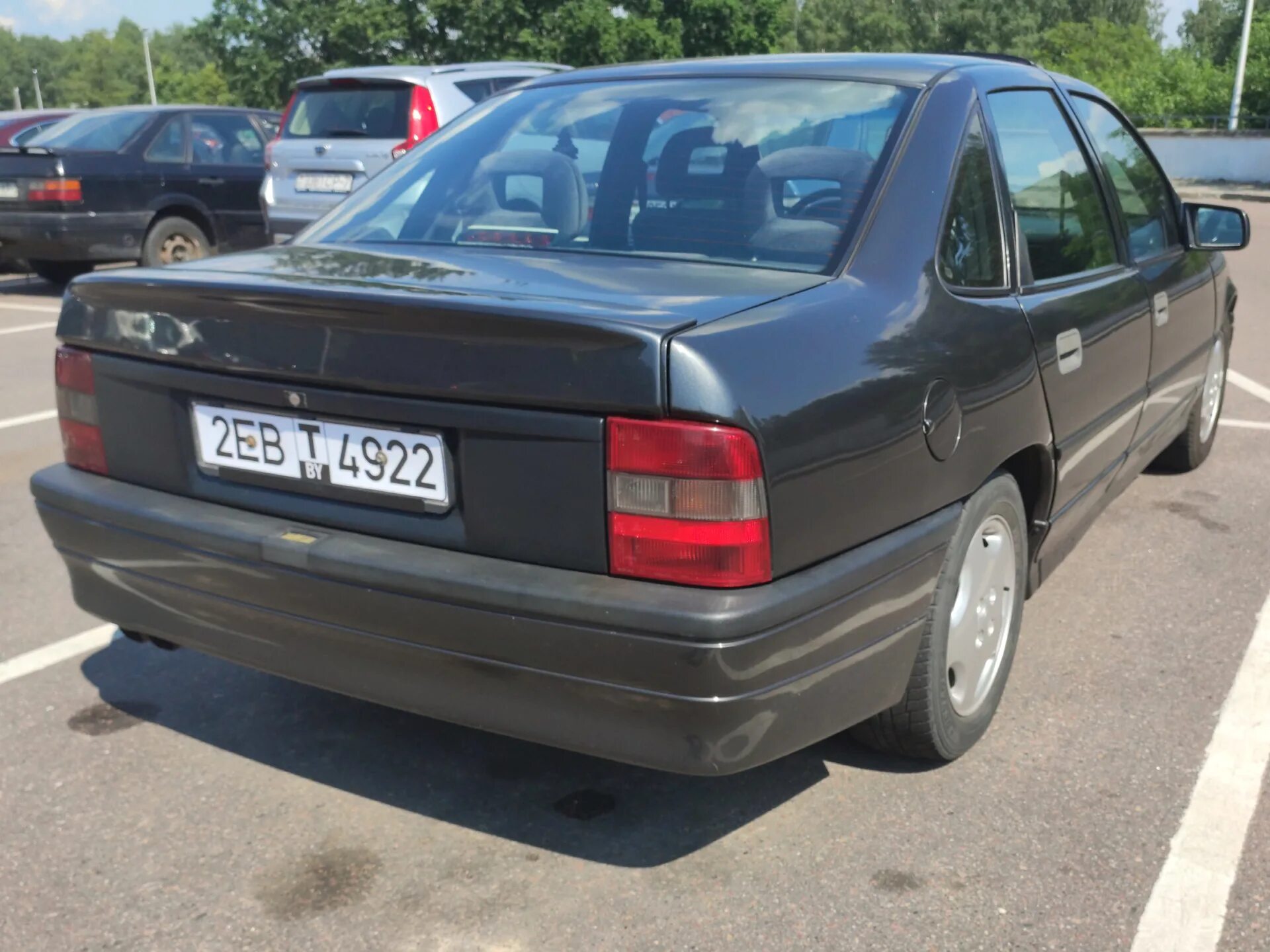 Купить опель 2000 года. Опель Вектра 2000. Opel Vectra 2000 Vectra. Опель Вектра 2000 года. Опель Вектра а 1995 2.0.