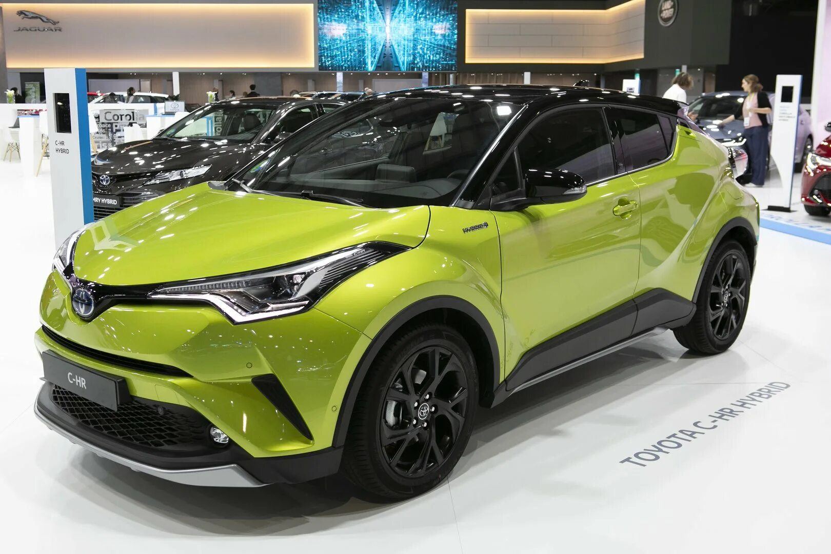 Тойота ар. Toyota hr v 2017. Toyota c hr 2017. Тойота ар. Тойота ар.
