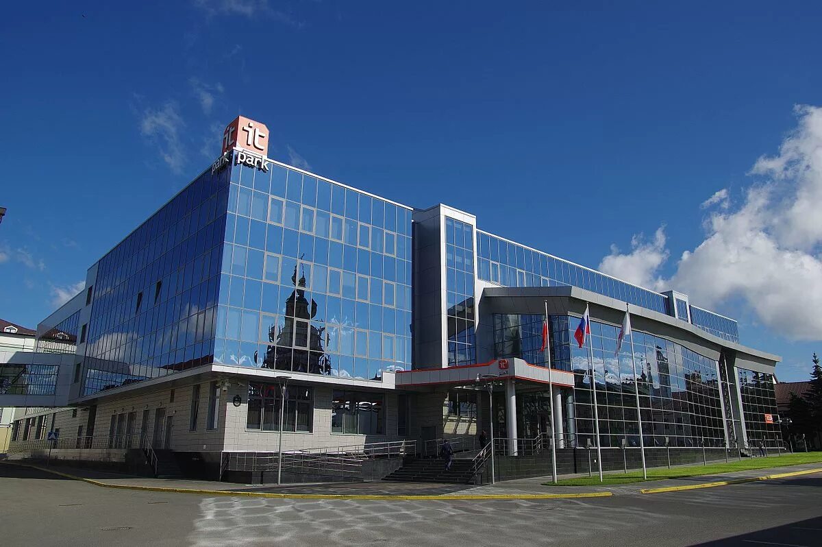 Айти парк казань. Ит парк ташкент. Казань петербургская 52 ит парк. Технопарк в сфере высоких технологий «ит-парк». Айти парк казань.