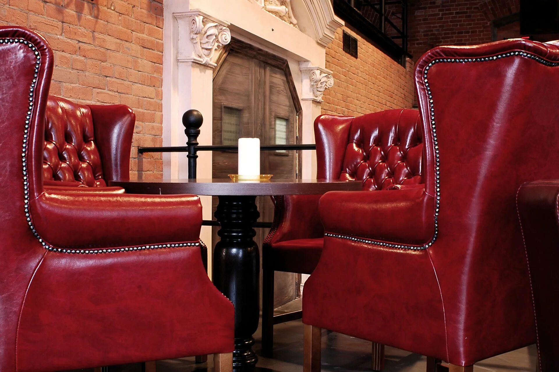 Obiva ru ленинский просп 156. Мягкая мебель для кафе. Кресло для ресторана. Диваны для кафе и ресторанов. Кресло для бара.