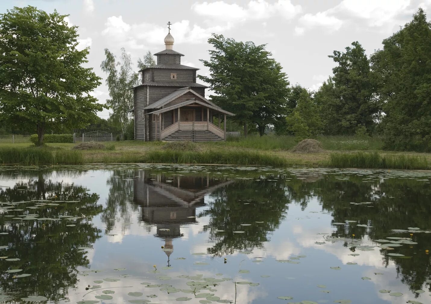 Усадьба суворова в новгородской. Кончанское-Суворовское музей. Суворовское Кончанское Боровичи. Селе Кончанское-Суворовское – музей-заповедник а.в.Суворов. Музей усадьба Суворова в селе Кончанское.