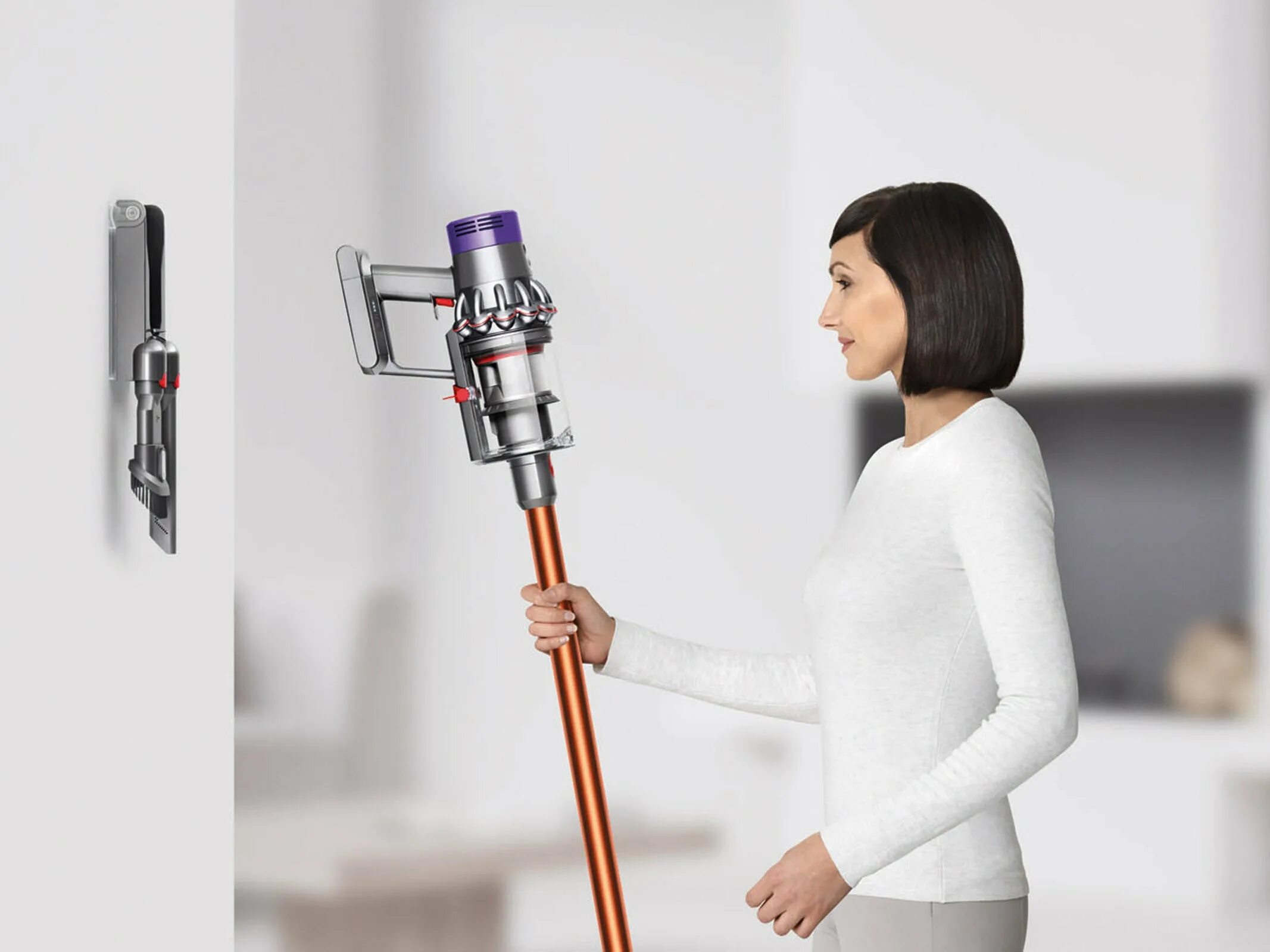 Dyson v10 absolute. Пылесос Дайсон v10. Dyson v10 комплектации. Беспроводный пылесос Dyson Cyclone v10 absolute.