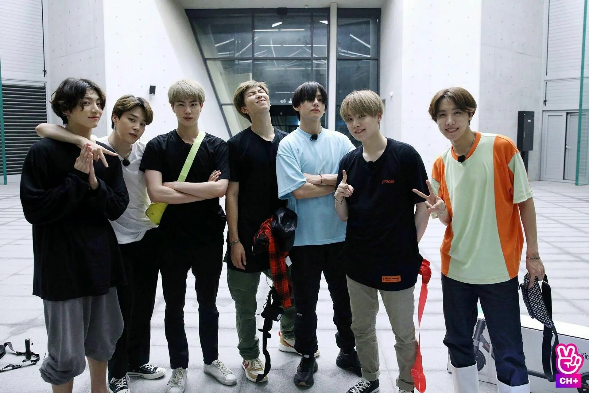 Раны с бтс. Bts run ep 88. ран бтс 88. ран бтс 2016. ран бтс 2015.