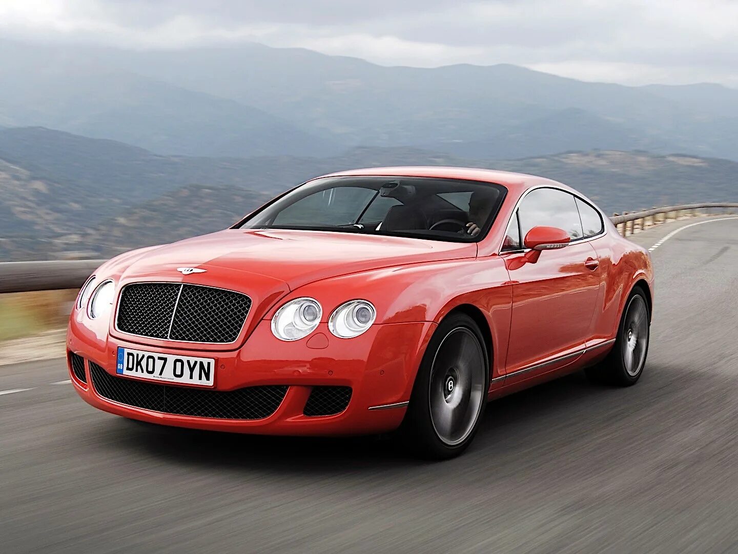 Бентли фото. Бентли Континенталь ГТ 2009. Bentley Continental gt Speed 2009. Bentley Continental gt Speed 2010. Бентли Континенталь ГТ 10 года.