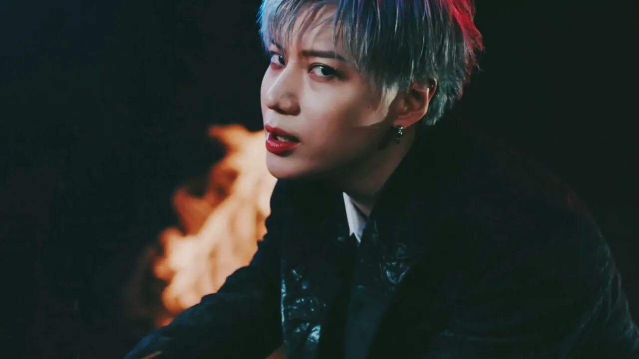 Тэмин из shinee criminal. Таемин criminal. Ли тэмин criminal. Taemin criminal. Тэмин танец.