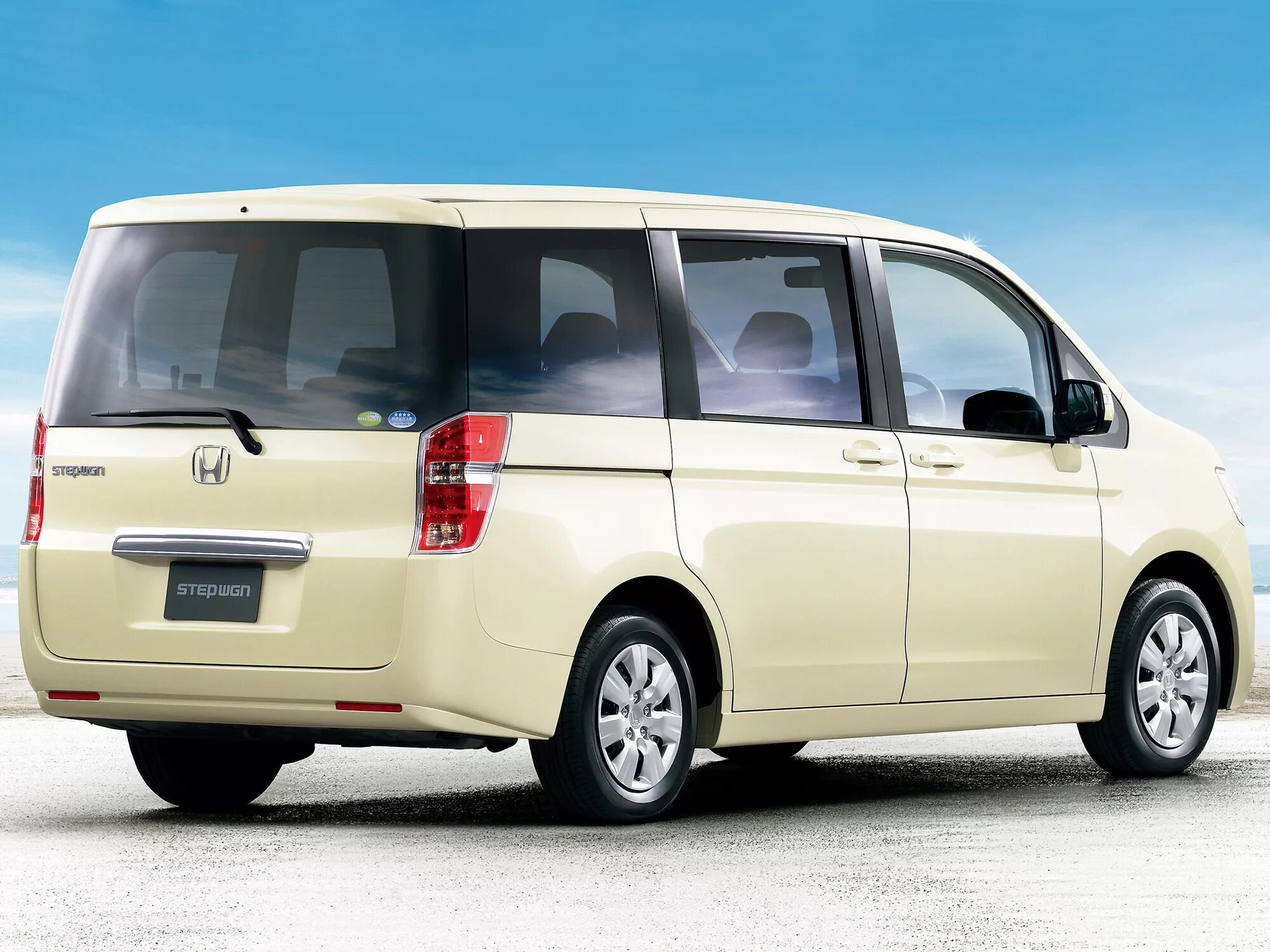Honda stepwgn 1999. Honda stepwgn 1996. Honda stepwgn 2001. Хонда степвагон 2001. Honda stepwgn 2021.