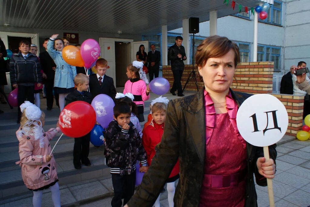 Школа 12г. Мкоу сош 4 г мирный архангельской. Мирный 4 школа архангельской. Мирный 4 школа архангельской. Город мирный архангельская область 12 школа.