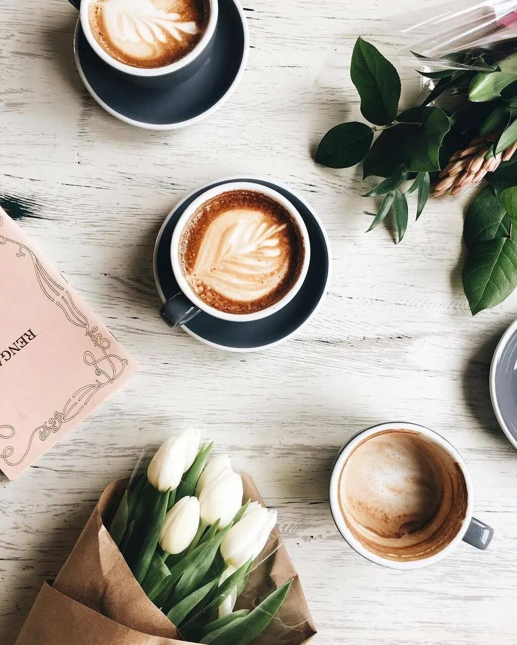 Эстетика еды минимализм. Утро кофе пятница. Доброе утро для инстаграмма сторис. Добпое уиро минимализм. Картинка утро для сторис.