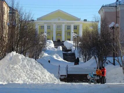 Жители города кировск