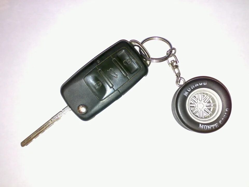 Ключ зажигания Фольксваген Пассат б5. Пассат б5 батарейка в ключ. VW Passat b5 батарейка в ключ. Батарейка в Ключе Пассат б5+. Батарейка ключ volkswagen