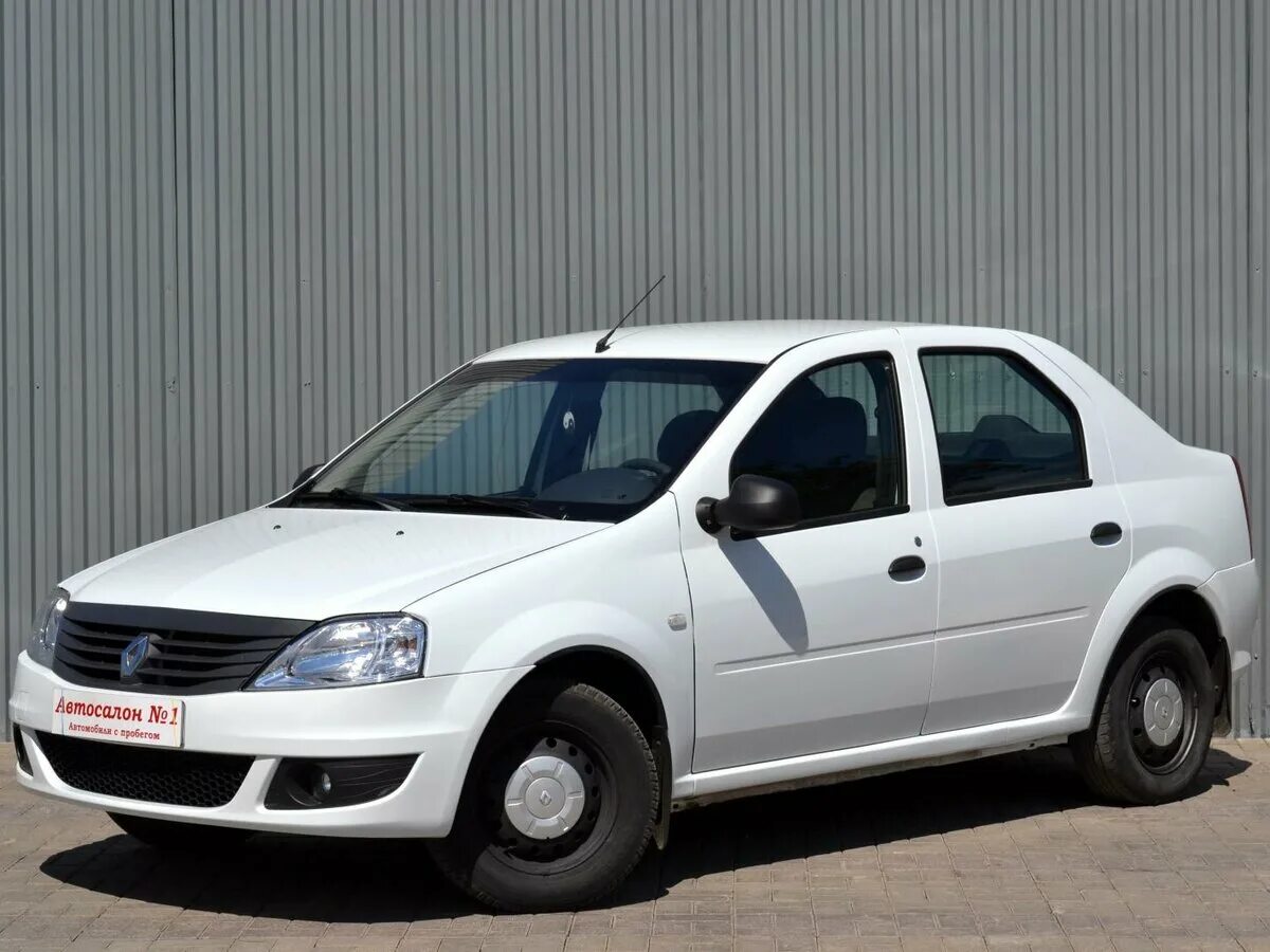 Рено логан 1.4 рестайлинг. Renault logan 1. renault logan 1 рестайлинг белый. рено логан 1 белый. рено логан 1 рестайлинг.
