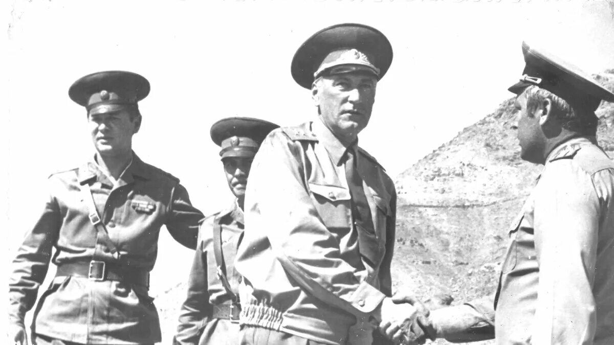 Генерала района два. Генерал-полковник Тухаринов. Командование 40 армии в Афганистане.