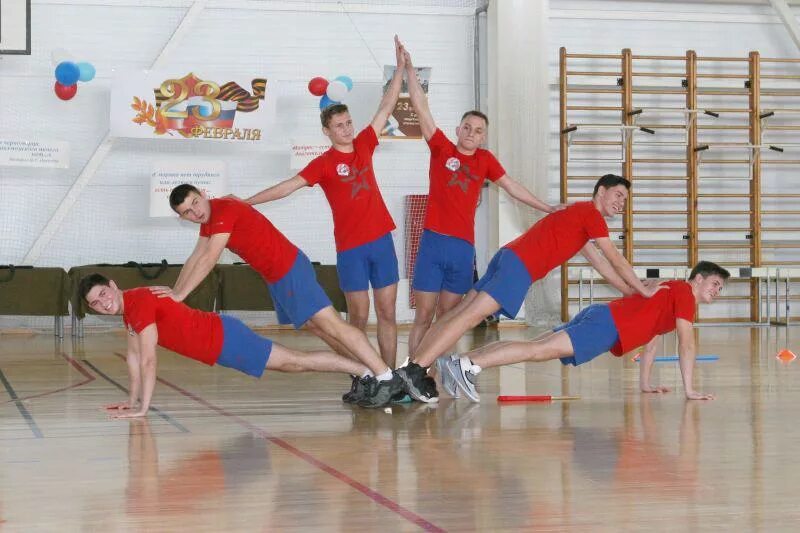 спортивные пирамиды из людей. троицкий 67 тц пирамида. бильярдный клуб мастер. акробатические фигуры. лодер академическая пирамида.