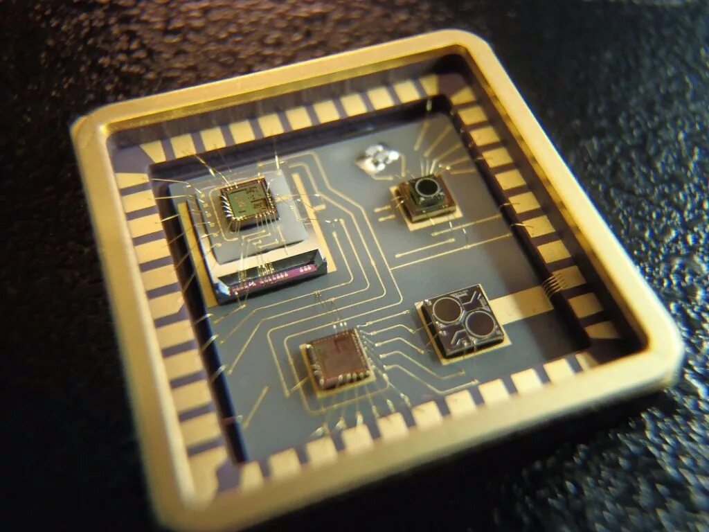Мэмс гироскоп. Мэмс резонатор. мэмс изделия. system in package. mems package 2x8.