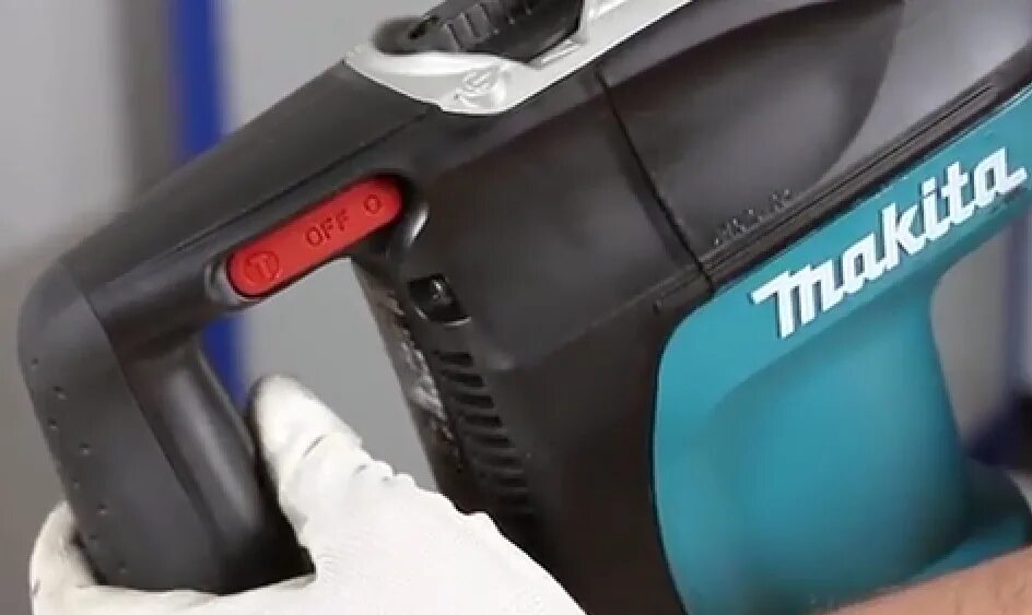Перфоратор hr4001c. Чемодана перфоратора makita 4001c. перфоратор макита 4001 в чемодане. перфоратор makita hr 4001 c (1011812000056383,ки.