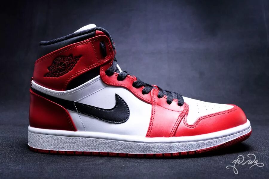 Найк джорданы оригинал цена. Nike Jordan 1. Nike Air Jordan 1. Nike Air Jordan 1 High. Nike Air Jordan 1 Low bulls.