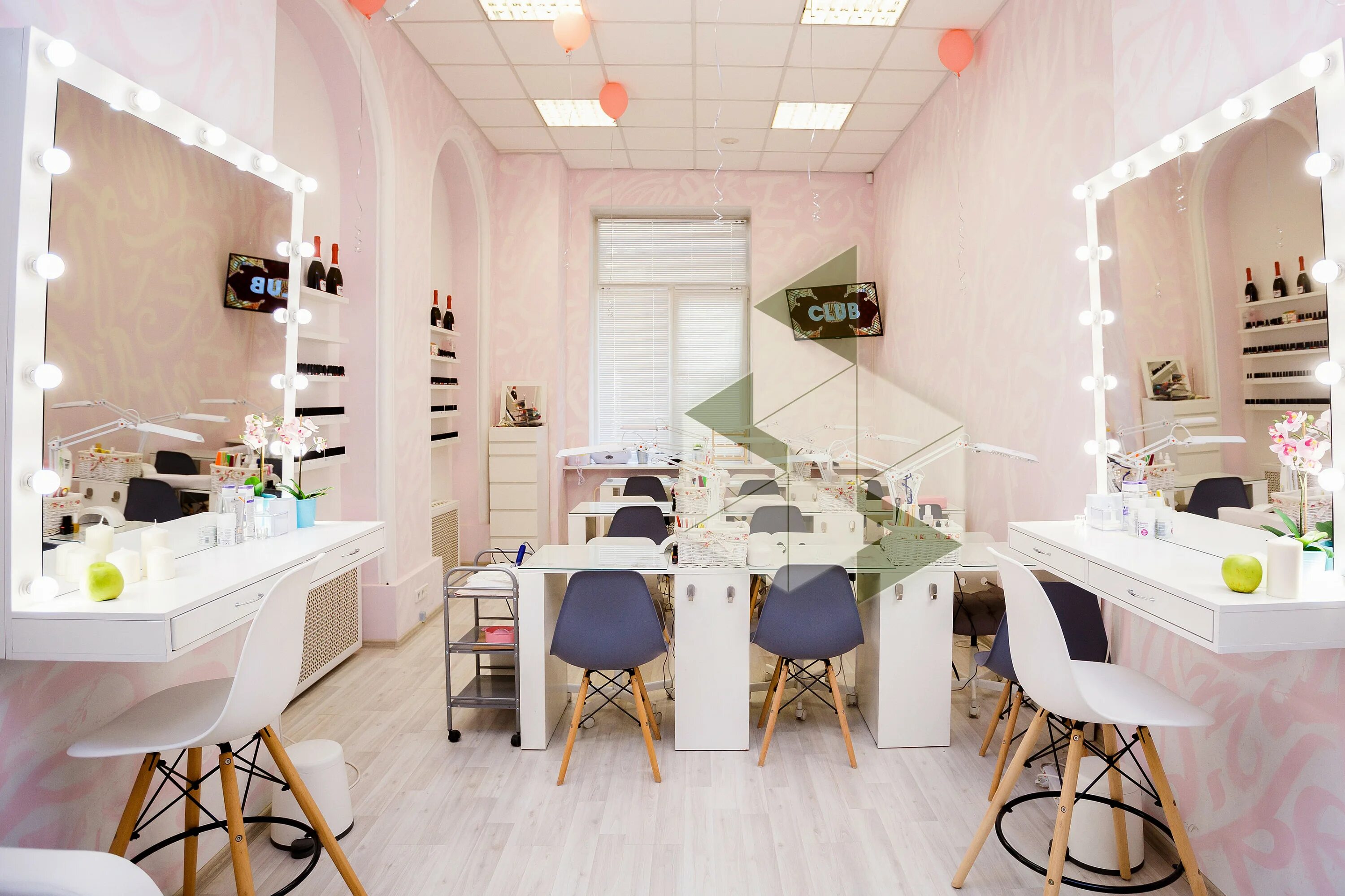 Nail maker bar. Йогуртовый маникюр лена ленина. Маникюр ленинский проспект. Nailmaker bar. Маникюр ленинский проспект.