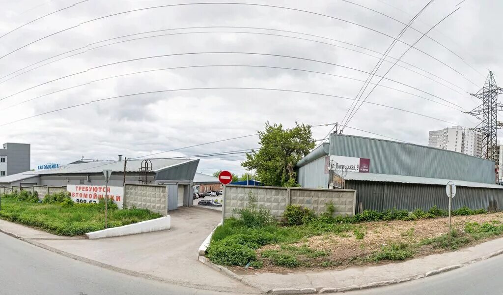 Руф брикет дуб. Упаковочная коробка узо. Брикеты на поддонах на складе. Пятигорск и картонный завод. Сортировочный цех.