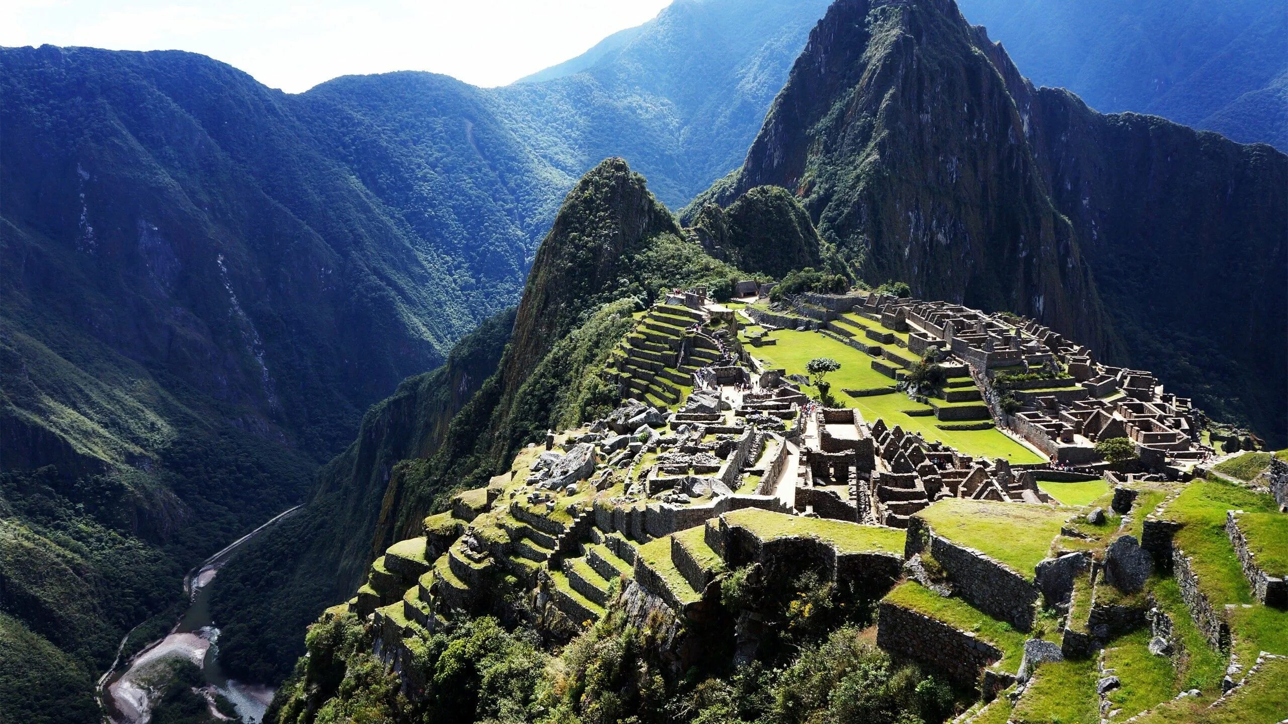 Город древних инков мачу-пикчу в перу. Machu picchu в перу. Горы мачу пикчу. Формирование латинской америки. Интересные факты о латинской америке.