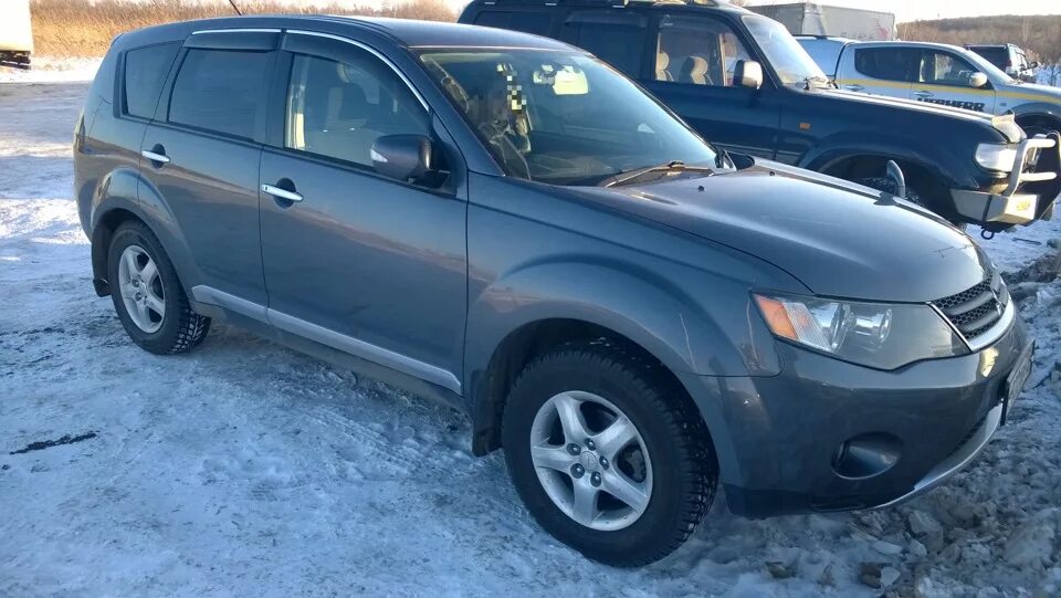 Мицубиси аутлендер r16. Mitsubishi outlander xl r16. outlander xl 215 65 16. 22570r16 outlander.