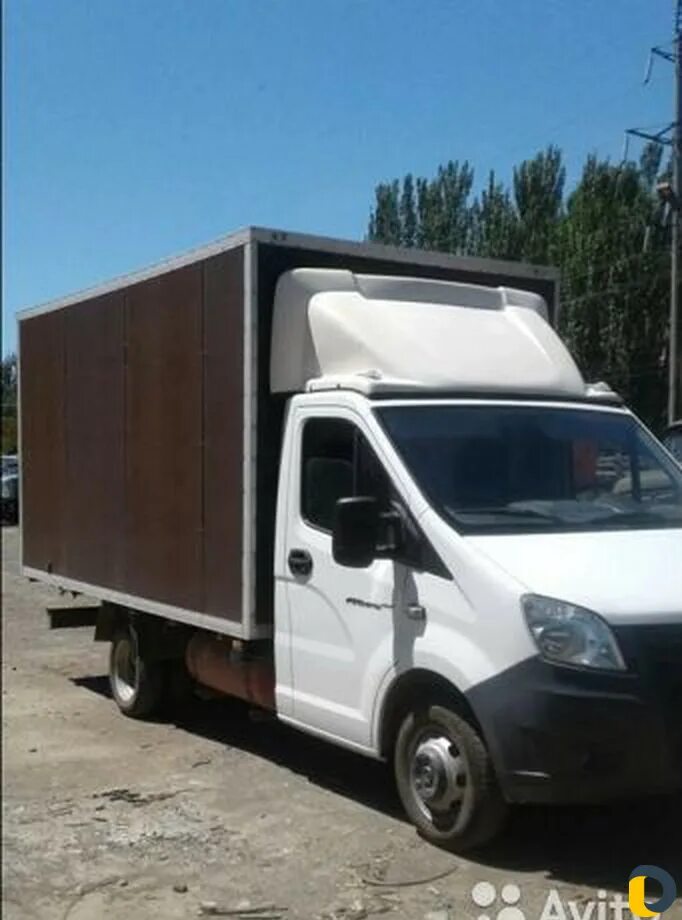 Газ 330292. Авито таганрог грузоперевозки. Газель 1999 6 метров таганрог на авито. Газели и пирожок фото. Авито таганрог грузоперевозки.