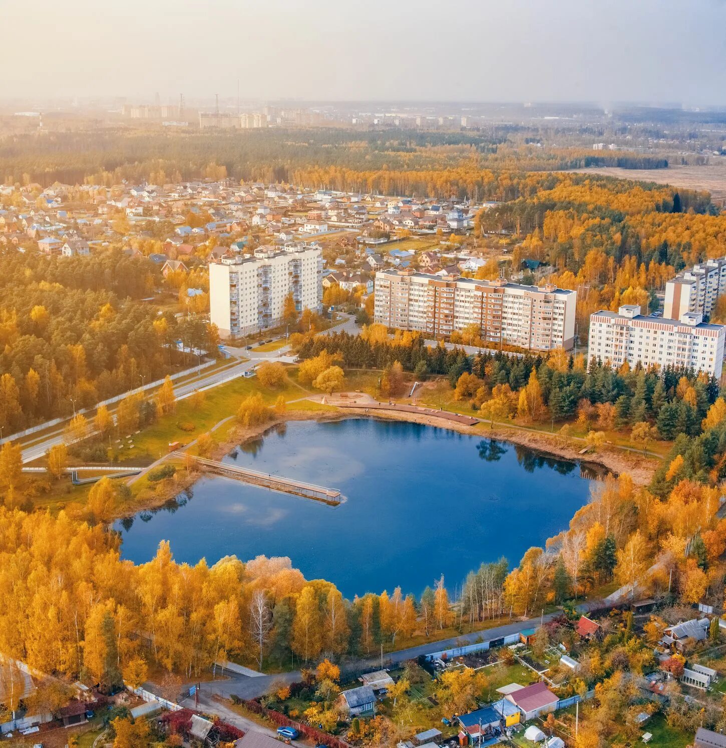 Г озера москва. Звёздный городок Щелково. Поселок Звездный городок (Московская область). Звёздный городок Московская область озера. Пос Звездный городок Щелковский район.